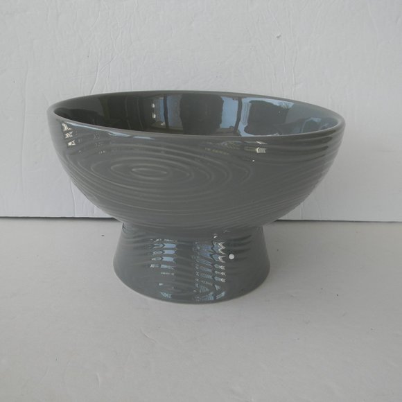 NEW TEMP-TATIONS WOODLAND 2QT PED GREY GRAY PEDESTAL SERVING BOWL - Picture 1 of 3